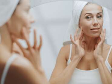 Facelift Surgery and Scarring: What to Expect